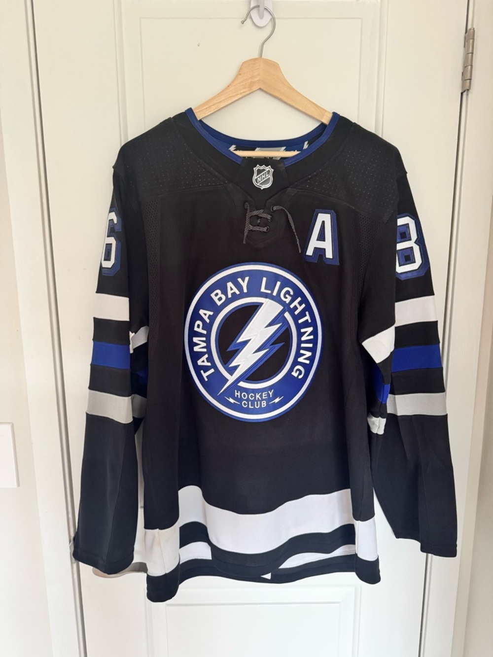Adidas Authentic Tampa Bay Lightning Nikita Kucherov #86 Jersey Size 52 NHL